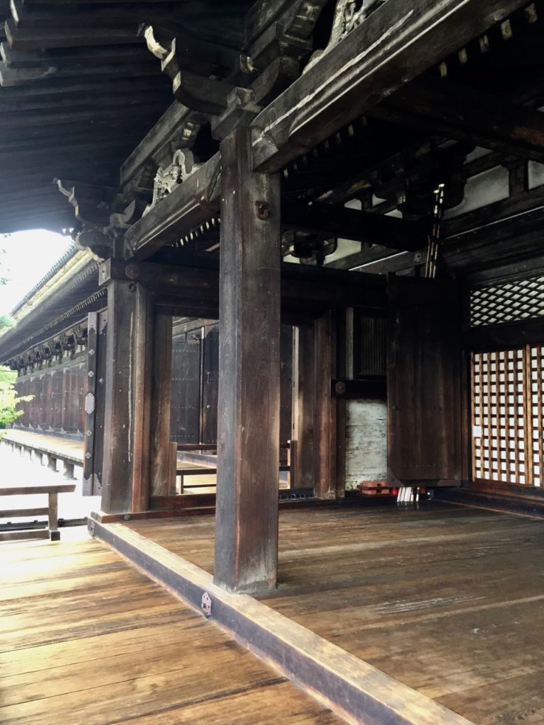 Sanjusangen-do temple, Kyoto